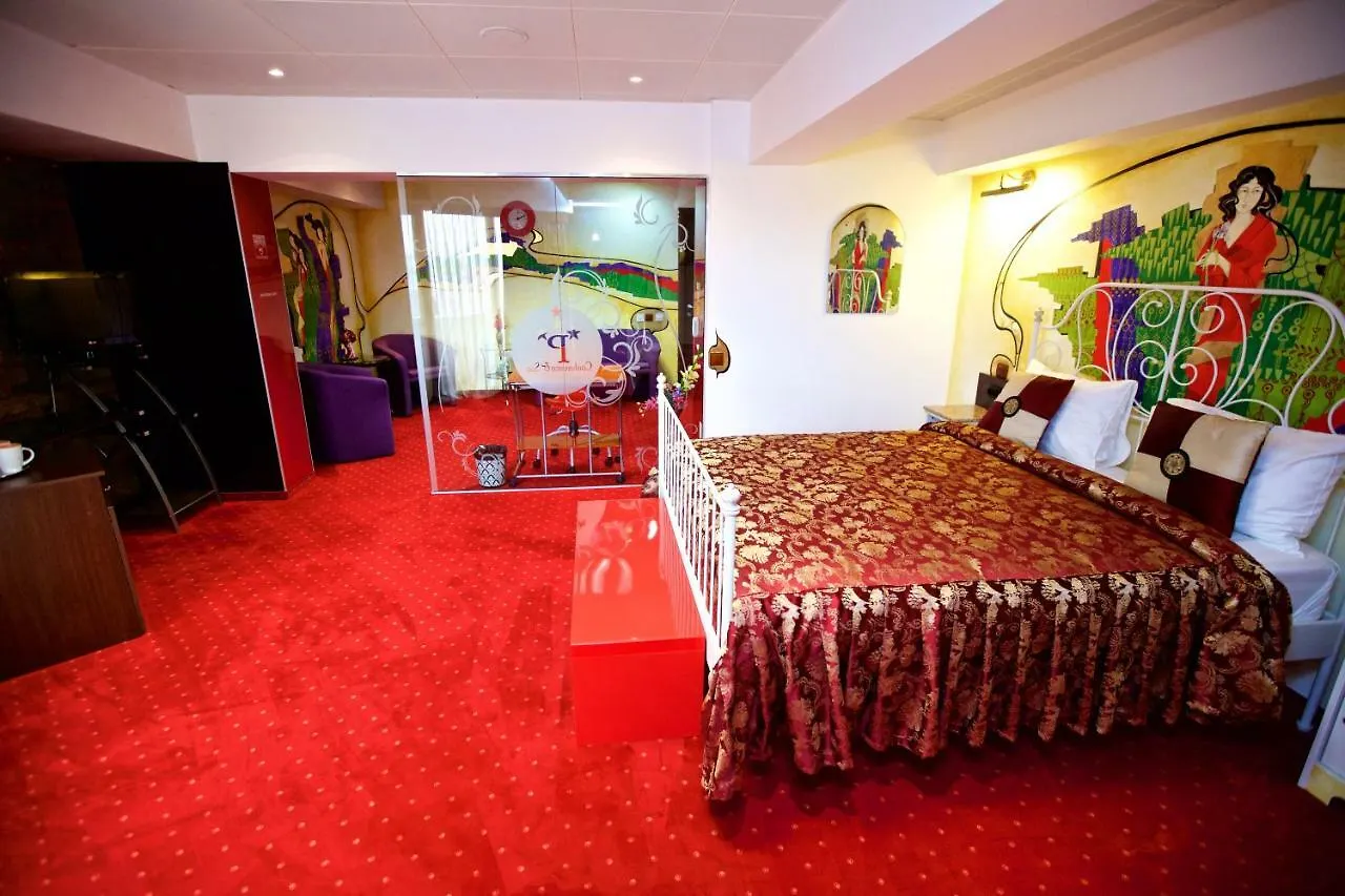 Best Deal City Break At Grand Pier Boutique Villa With One Day Free Welcome Breakfast Only For King Deluxe Rooms And Bookings For Minimum 4 Nights 布加勒斯特