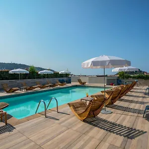 vizitați hotelul