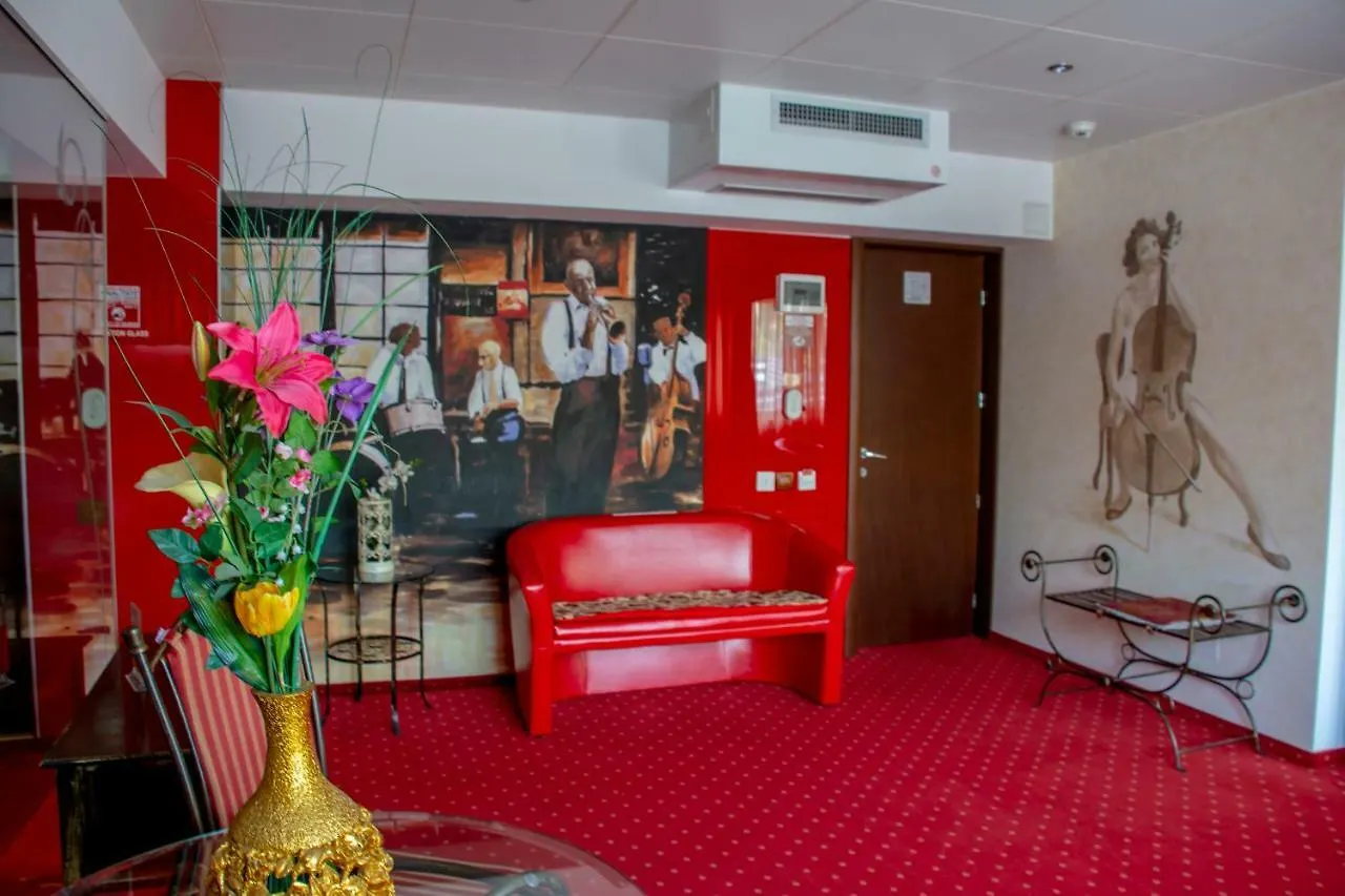Grand Pier Boutique Villa Luxury Rooms Best Deal City Break From 49 Eur With One Day Free Welcome Breakfast Only For King Deluxe Rooms And Bookings For Minimum 4 Nights Bucarest
