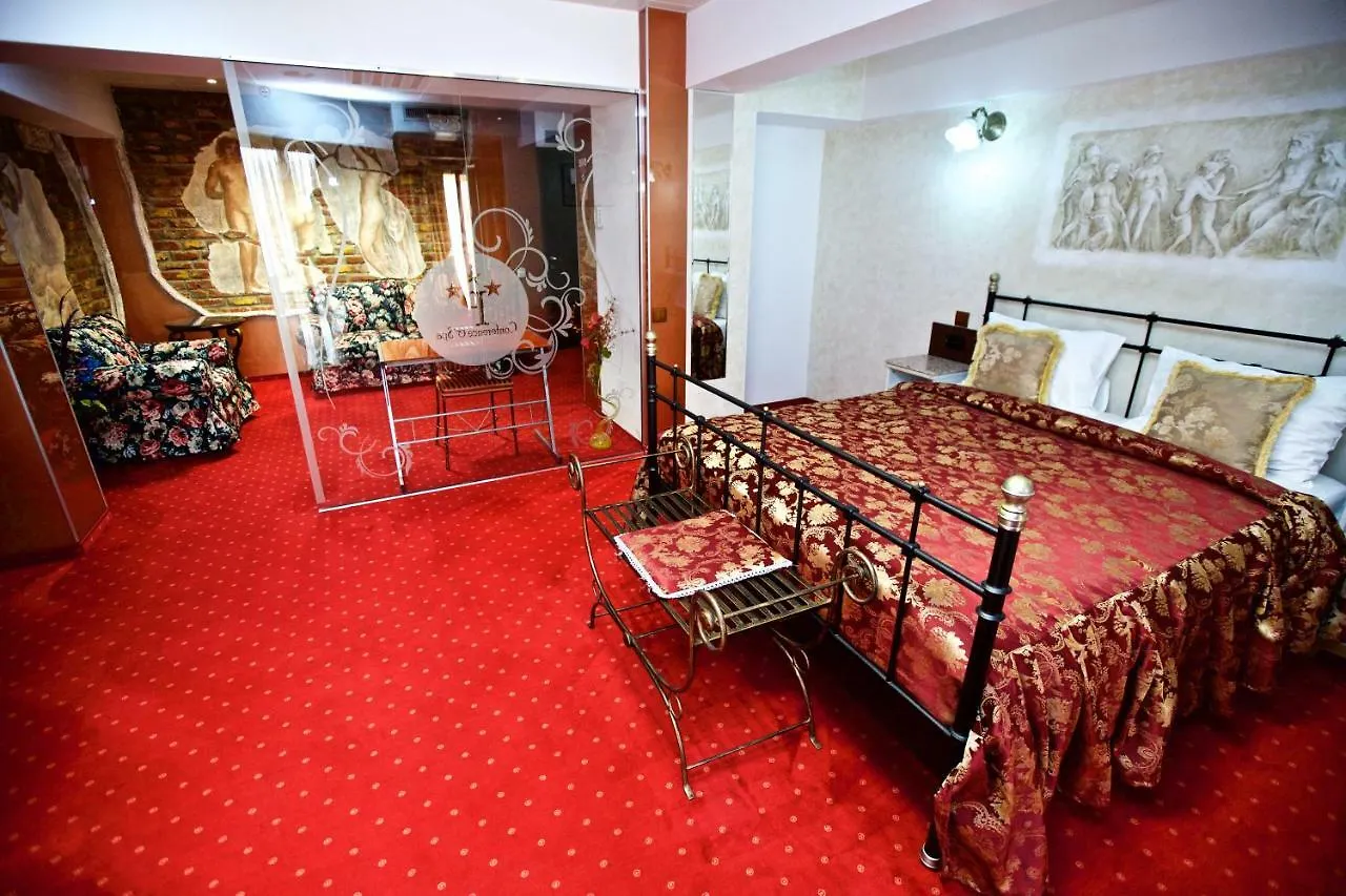Best Deal City Break At Grand Pier Boutique Villa With One Day Free Welcome Breakfast Only For King Deluxe Rooms And Bookings For Minimum 4 Nights Bucureşti