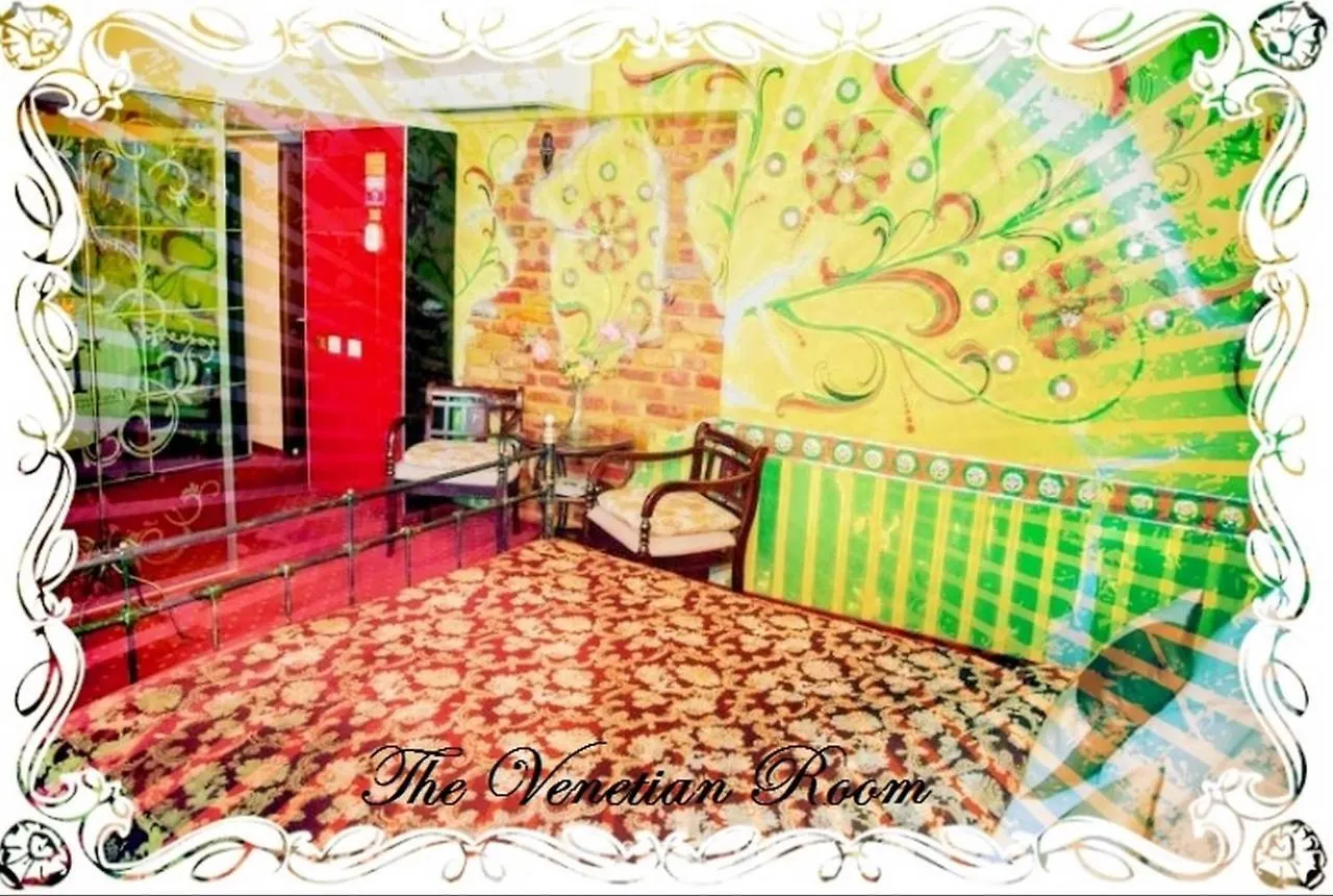 Best Deal City Break At Grand Pier Boutique Villa With One Day Free Welcome Breakfast Only For King Deluxe Rooms And Bookings For Minimum 4 Nights 0*, Bucureşti România